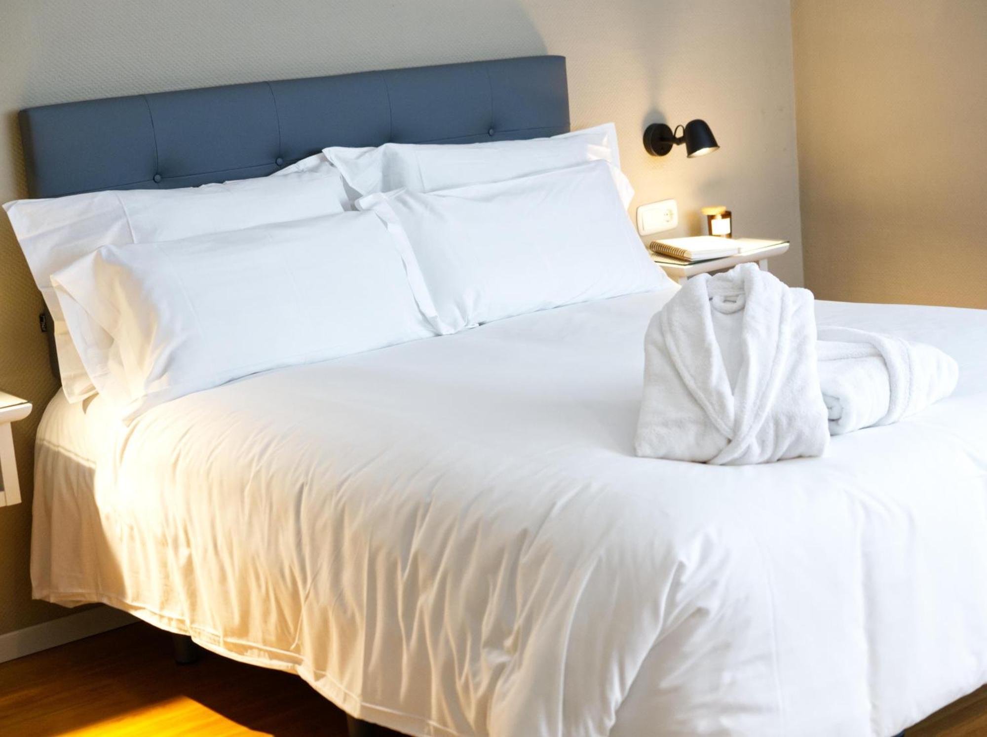 Hotel Ciudad Del Sol Ecija Luaran gambar