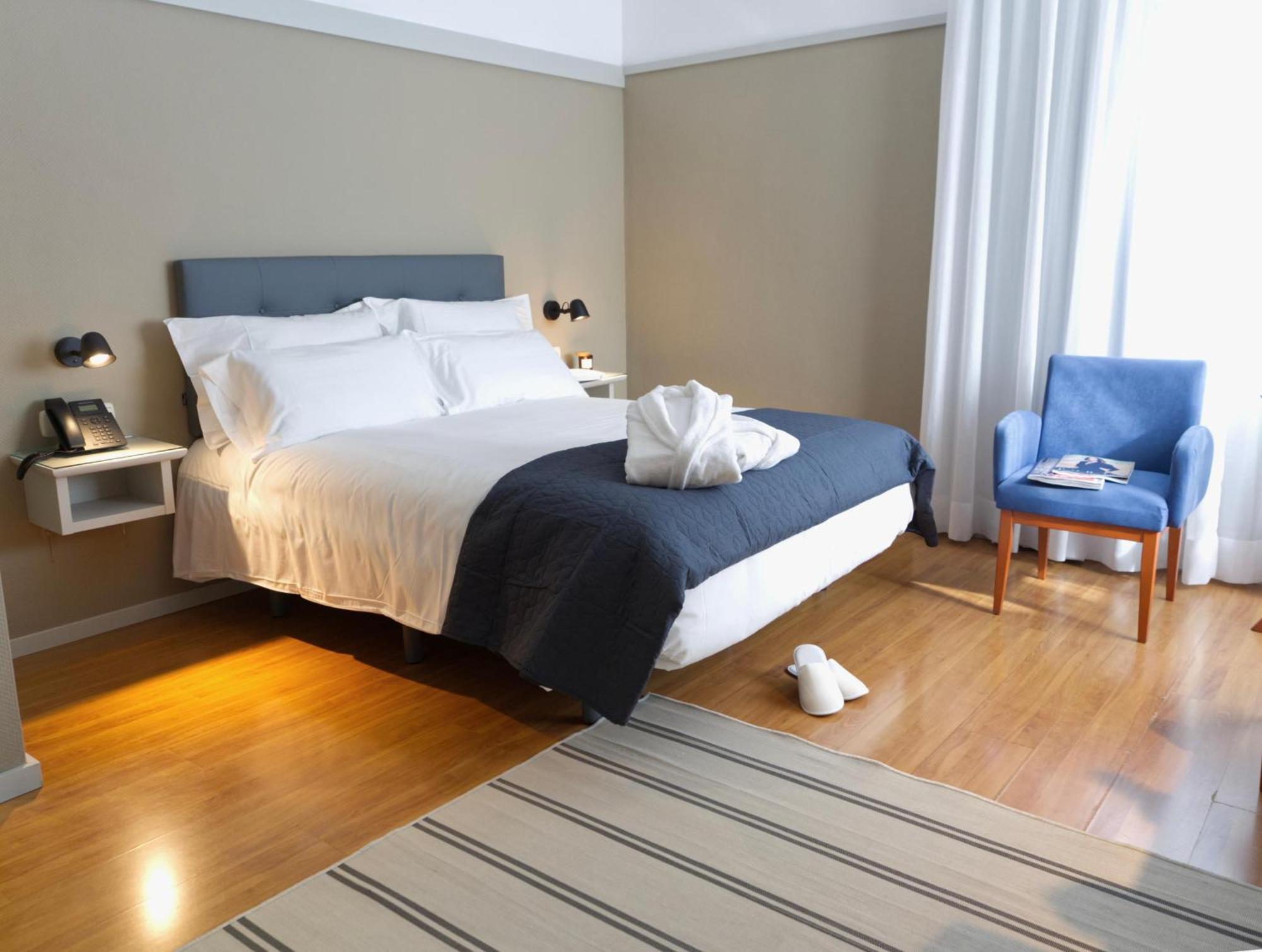 Hotel Ciudad Del Sol Ecija Luaran gambar